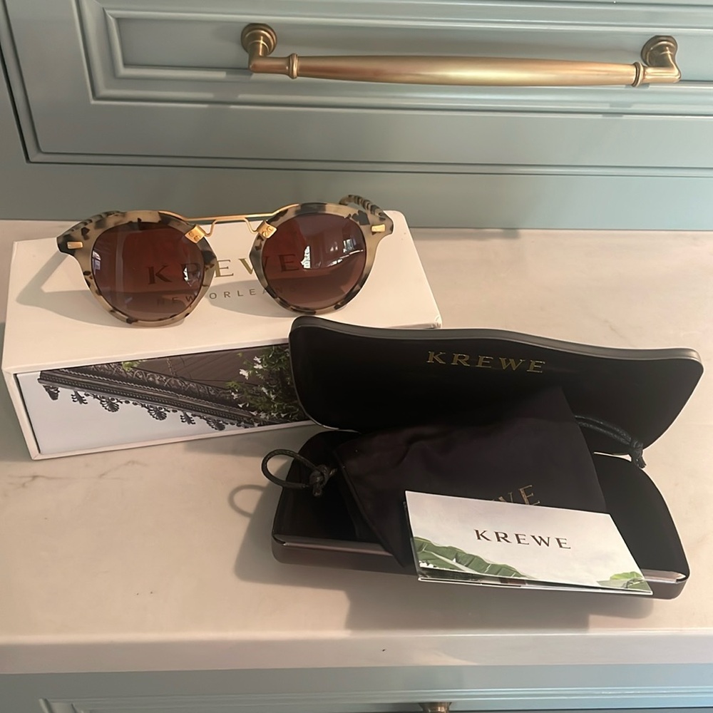 New Krewe Best Seller St Louis Sunglasses in Matte Oyster with 24K